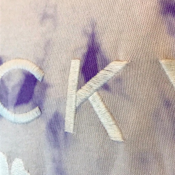 Lucky Brand purple tie dyed short sleeve shirt NWT SIZE M. UNISEX - Picture 4 of 7